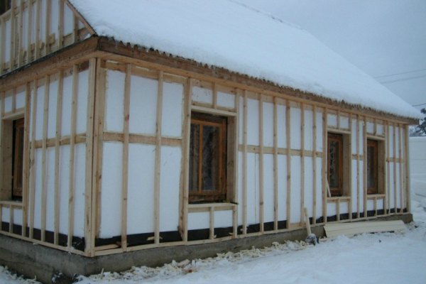 утепление пенопластом деревянного дома